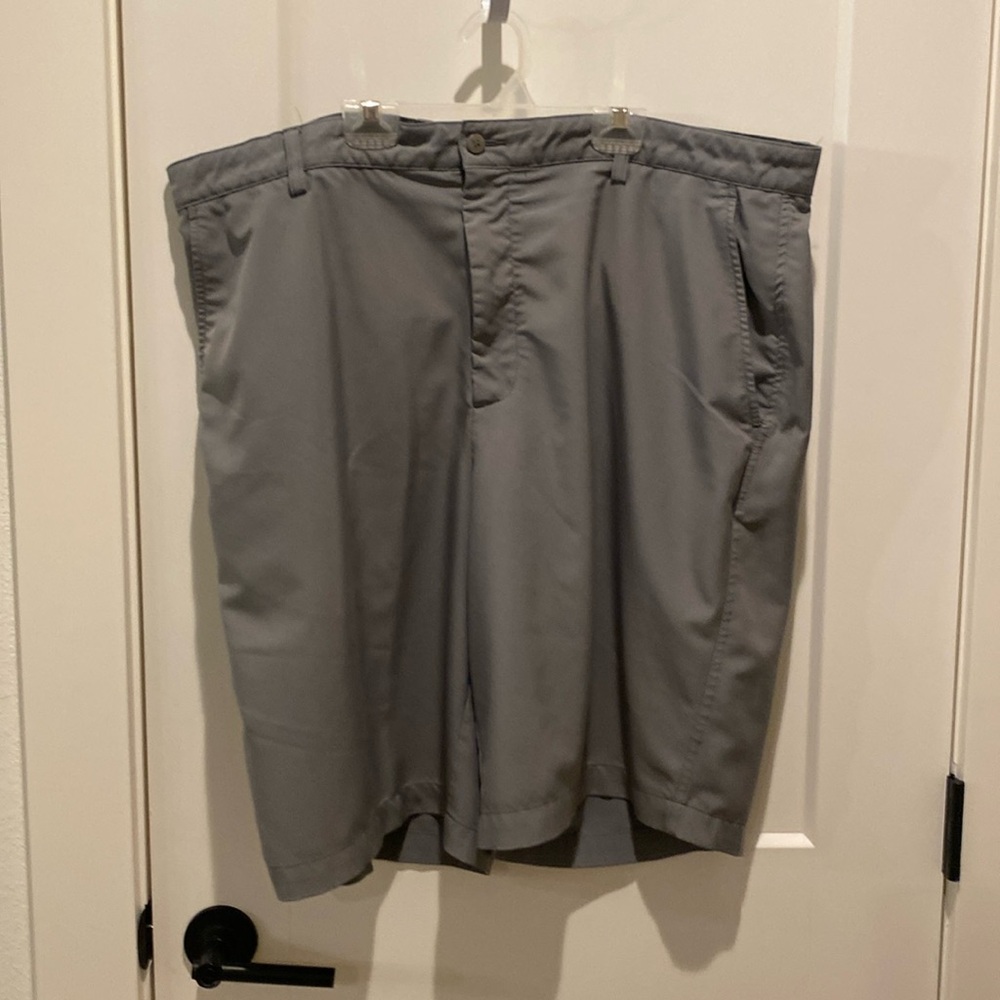 FootJoy Flat Front Golf‎ Shorts.  Grey Color.  Size 42.